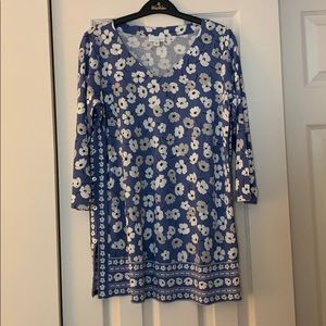 🤍 Blue v-neck floral dress top